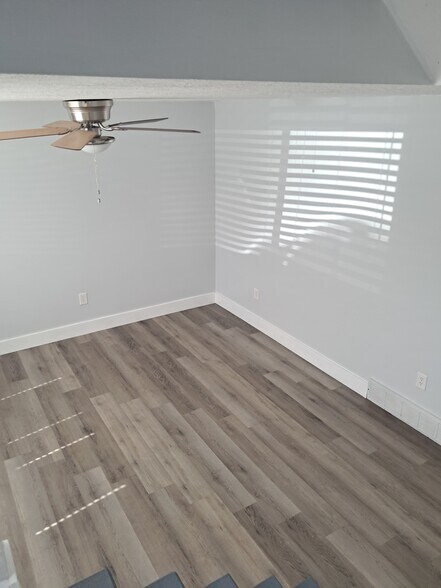 Living room - 111 Center St