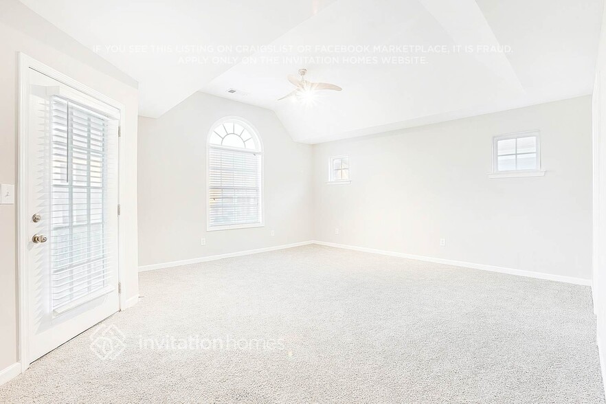 Building Photo - 1804 Laurel Green Way