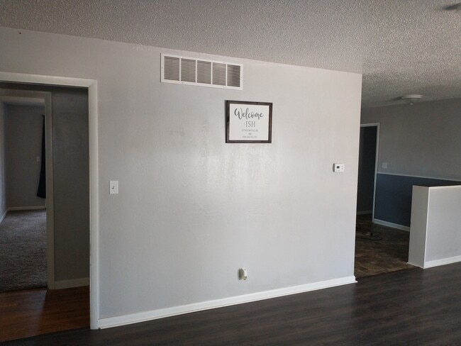 Building Photo - 1115 W Ashland St