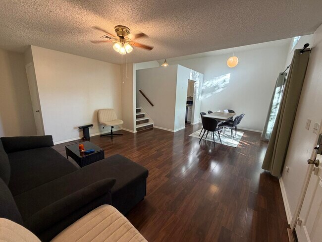 Building Photo - 1584 39th Ave