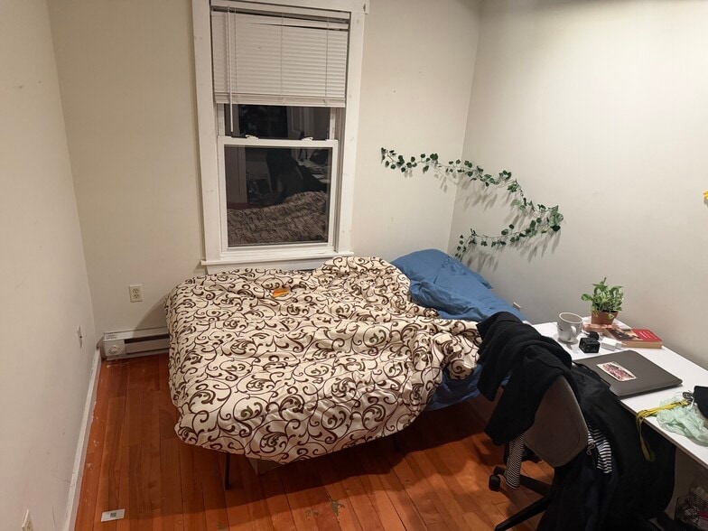 Building Photo - 104 Hammond St