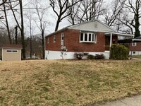 Building Photo - Fully updated 4BR 2BA single family brick home in Connecticut Ave Estates