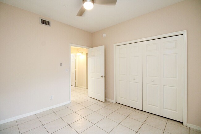 Building Photo - ***2BED/2BATH***PRESERVE VIEW***UPDATED KI...