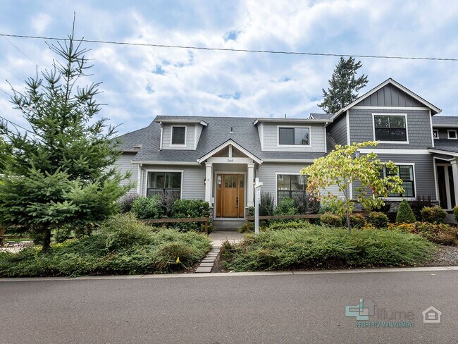 Building Photo - 264 D Ave