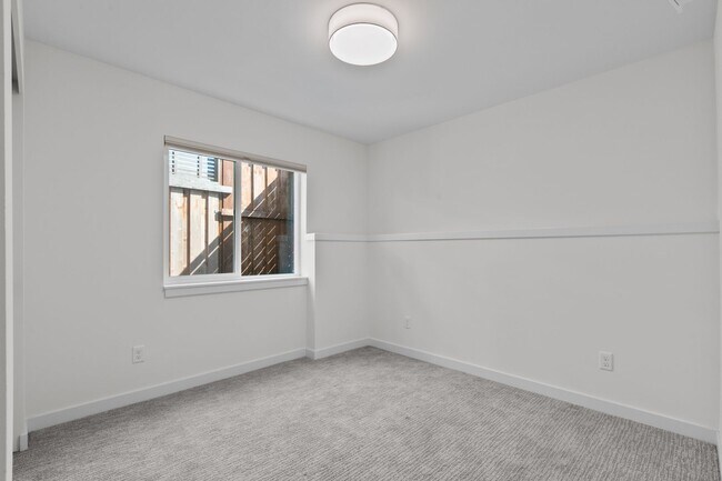 Building Photo - 8332 26th Ave NW