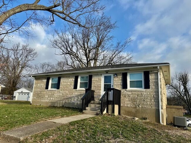 Building Photo - 345 Harvard Dr