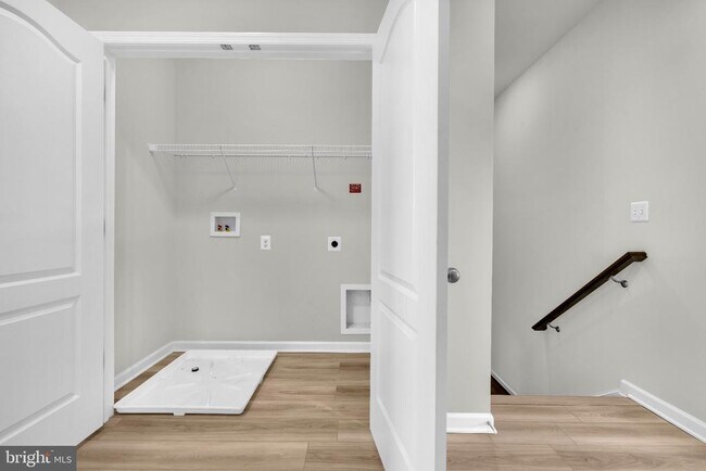 Building Photo - 1106 Overlook Wy