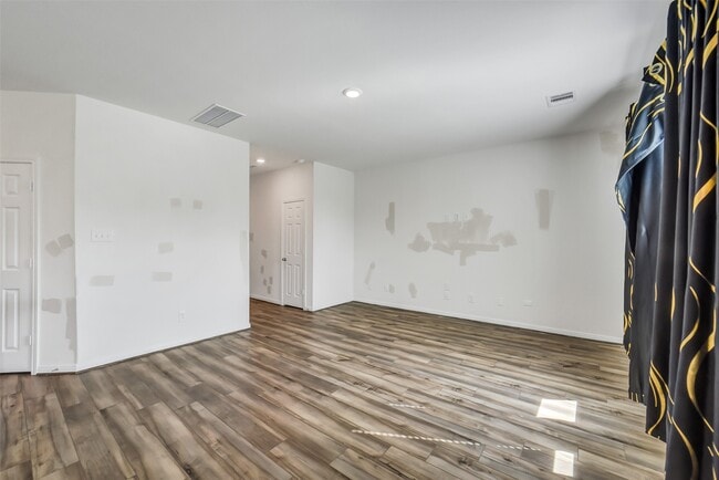 Building Photo - 2844 Grand Anse Dr