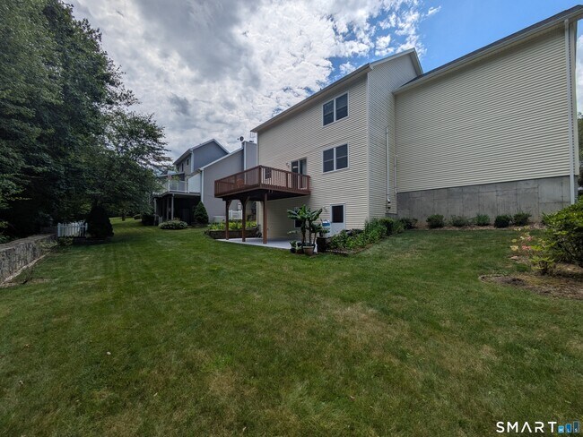 Building Photo - 61 Basking Brook Rd