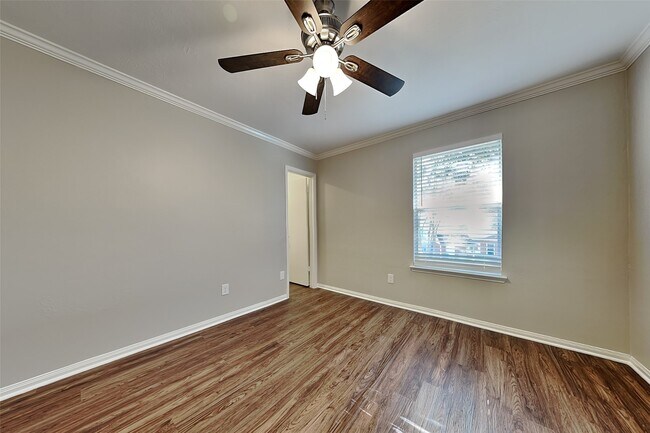 Building Photo - 30826 Trinket Dr