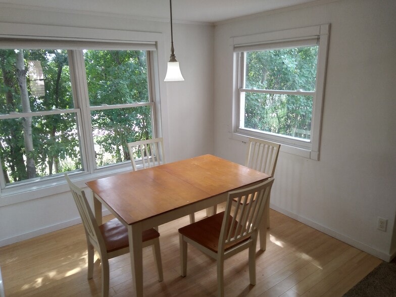 Primary Photo - 171 Swift St