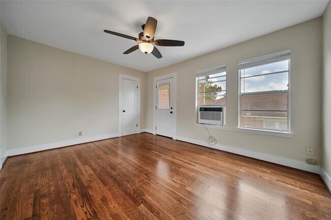 Building Photo - 4821 Rusk St