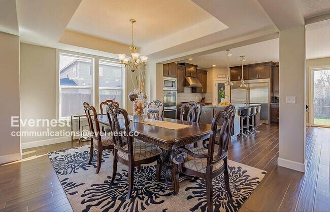 Building Photo - 5 Bed, 4 Bath / Section 8 Accepted / Available now!