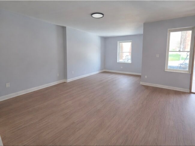 Building Photo - 1609 Brighton Pl