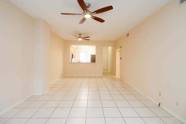 Building Photo - ***2BED/2BATH***PRESERVE VIEW***UPDATED KI...