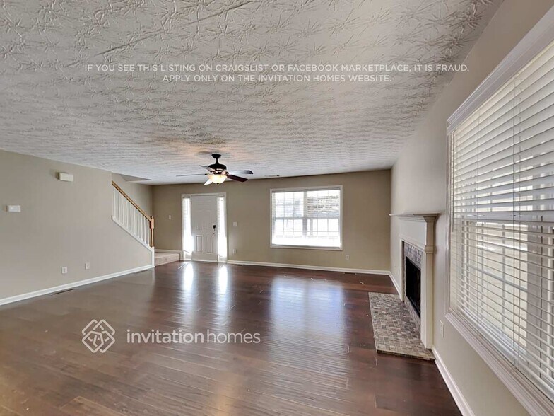 Building Photo - 2585 Hidden Creek Dr SW