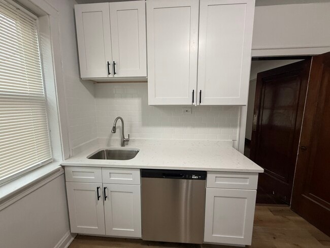 Building Photo - 3150 S Harlem Ave