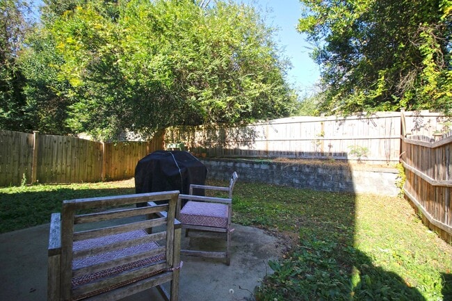 Building Photo - Craftsman Style 3BR 2.5BA for rent!