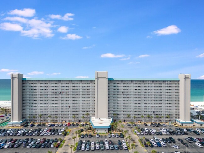 Building Photo - 8743 Thomas Dr