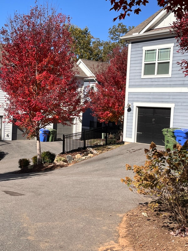 Building Photo - 32 Plant Pl