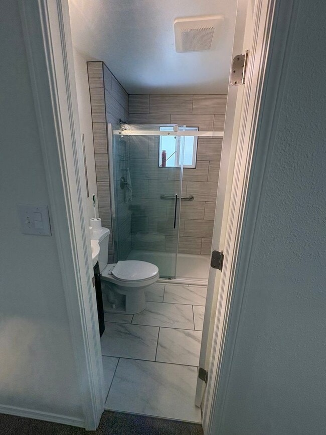 Building Photo - Home for Rent in Soap Lake