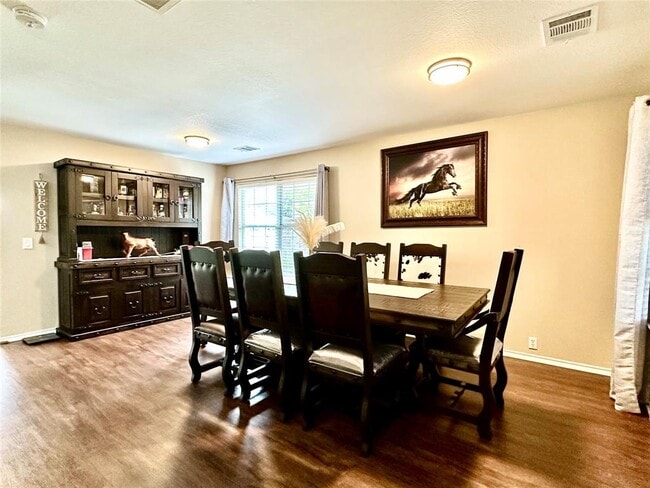 Building Photo - 817 Tapestry Cove