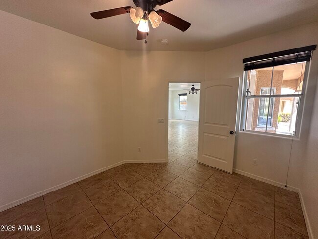 Building Photo - 7430 S 27th Way