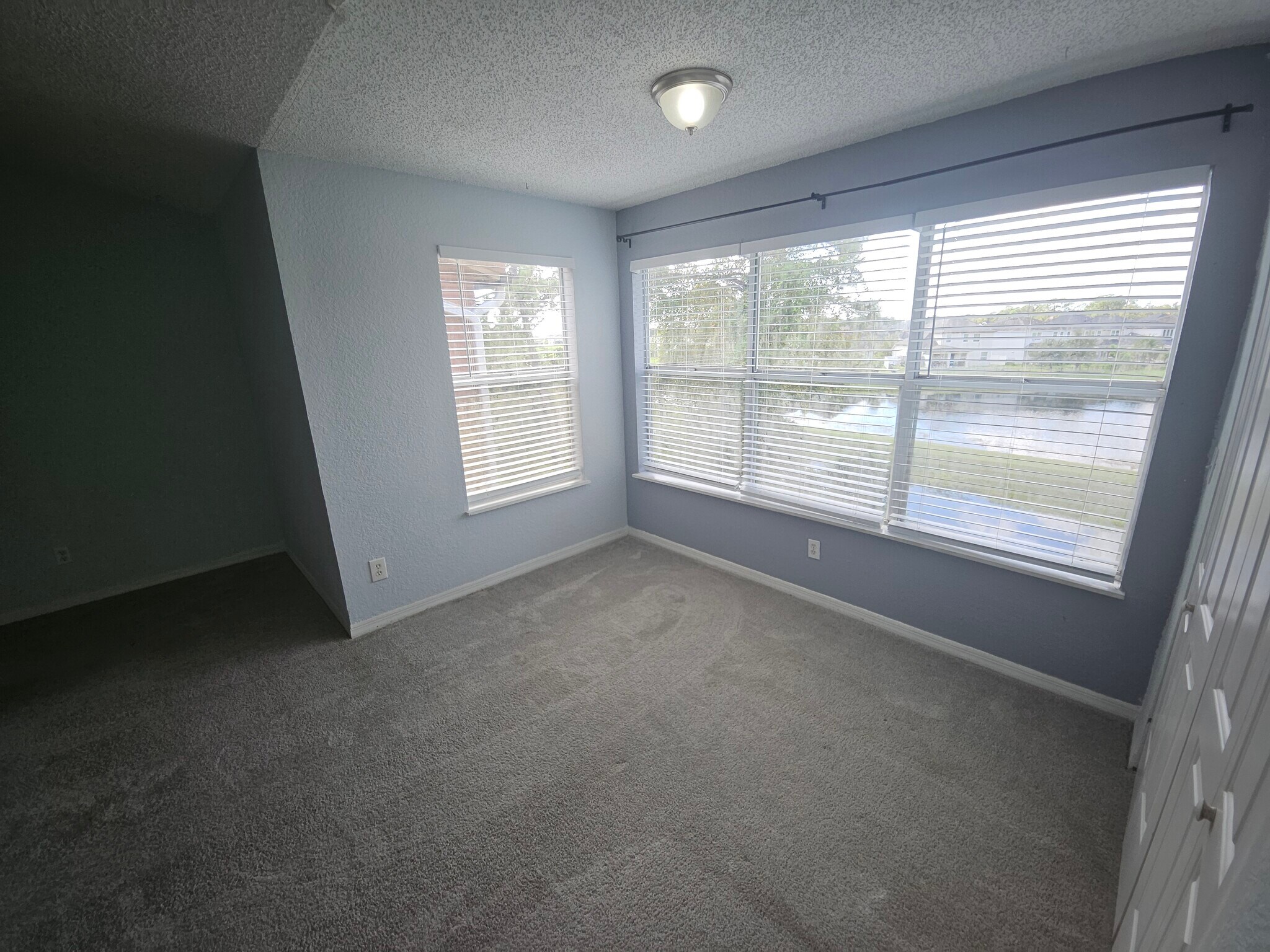 Building Photo - 5160 Conroy Rd