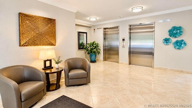 Building Photo - 4000 Cypress Grove Way
