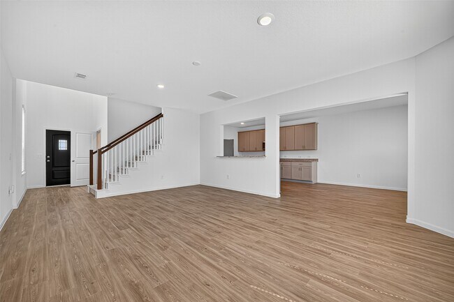 Building Photo - 1028 Laguna Cv Dr