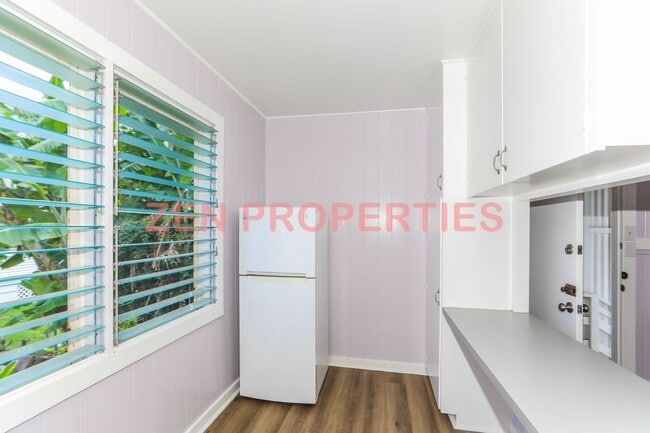Building Photo - quaint studio cottage for rent in Manoa)