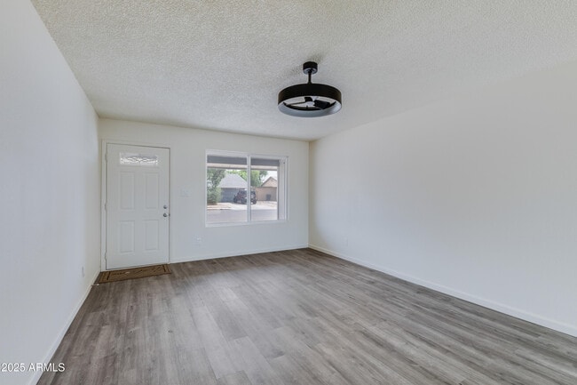 Building Photo - 2018 W Western Dr