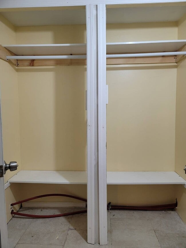 Building Photo - 137-28 170th St