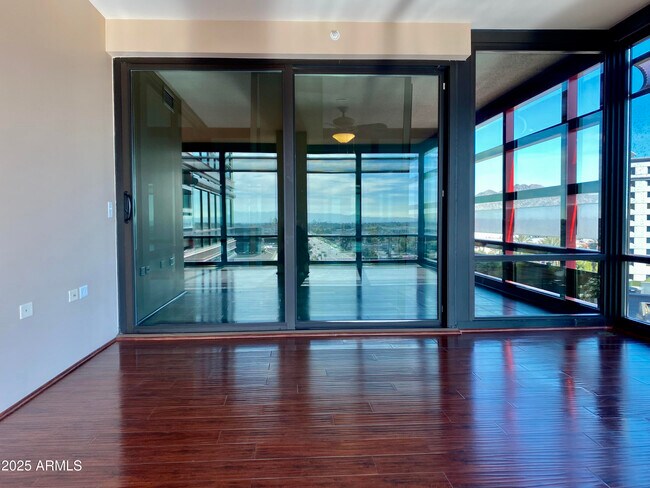 Building Photo - 4808 N 24th St