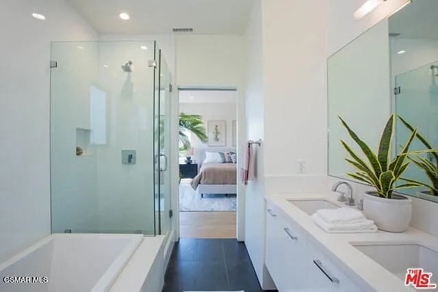 Primary Bathroom - 3756 Brilliant Dr