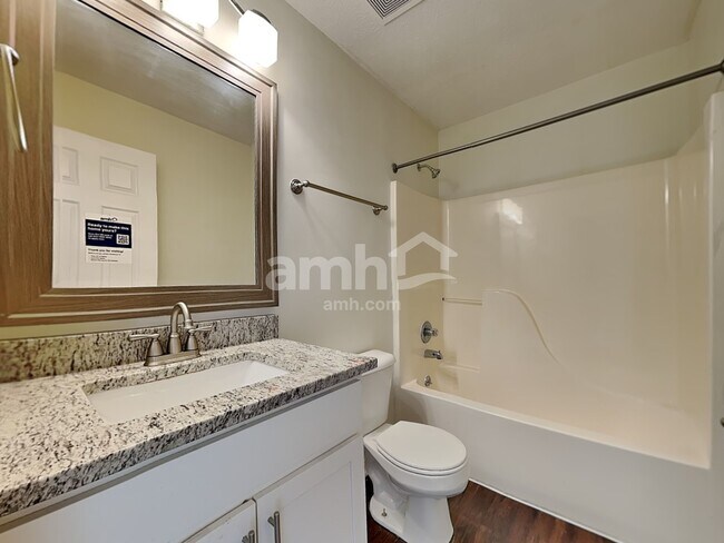 Building Photo - 1048 Reveres Run