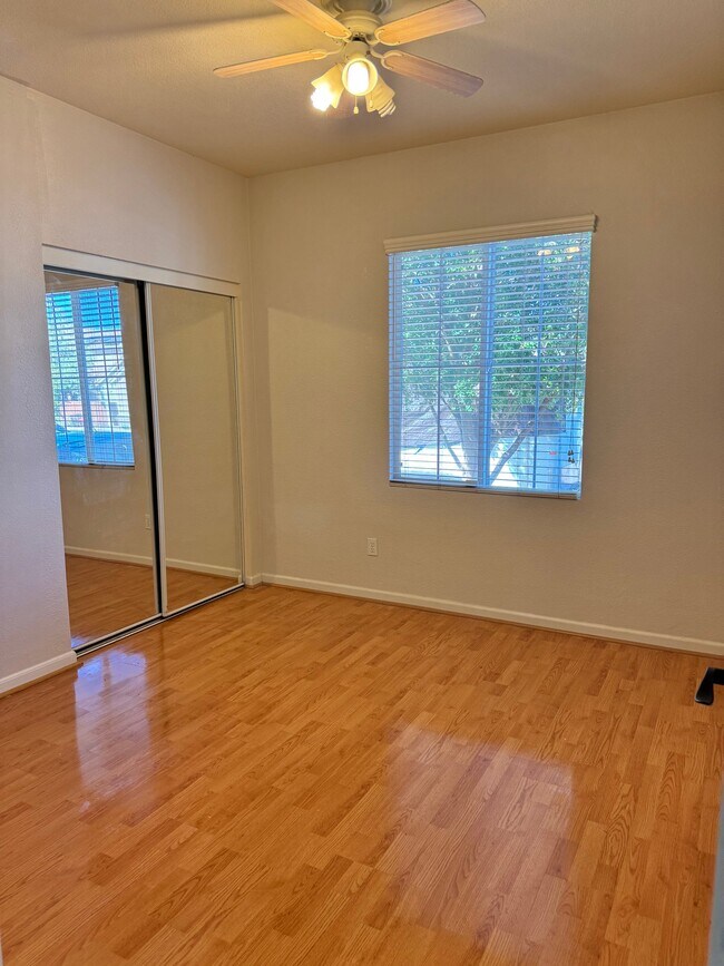 Building Photo - 2636 Gaines Ct