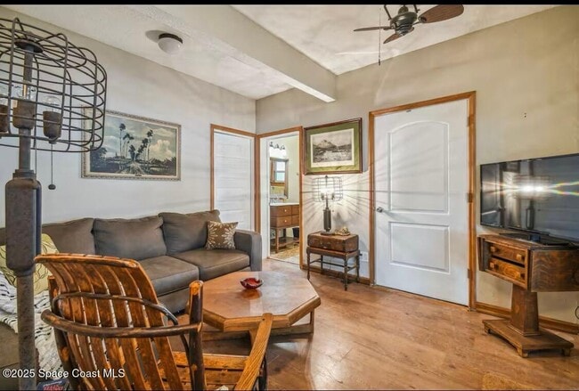 Building Photo - 1467 Guava Ave