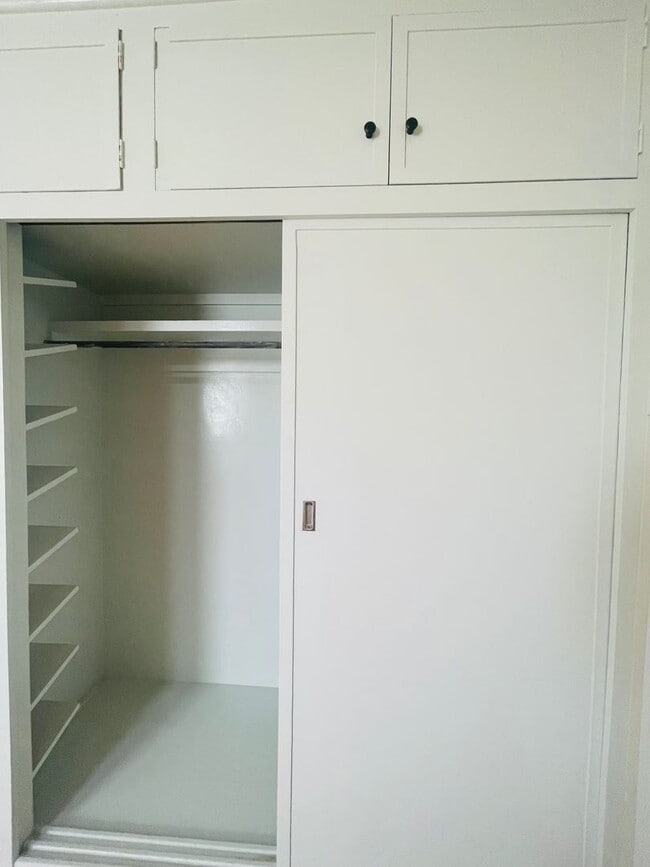 Building Photo - Peaceful 3-bedroom, 2-bathroom single story home nestled amongst the Orange Groves of Fillmore