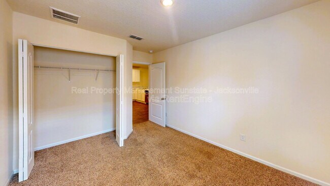 Building Photo - 89 Logrono Ct