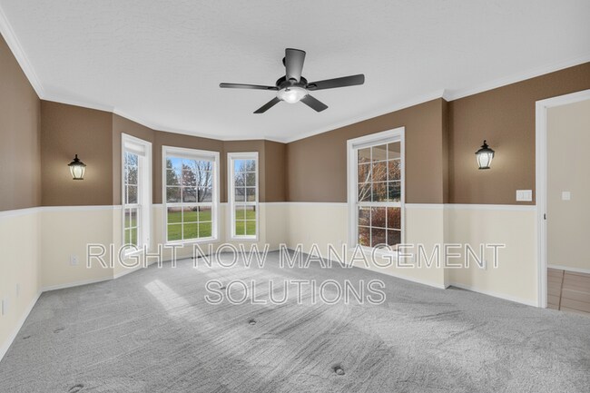 Building Photo - 8054 Ustick Rd