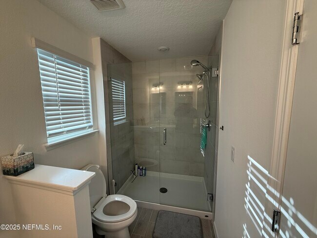 Building Photo - 72 Bramble Ct