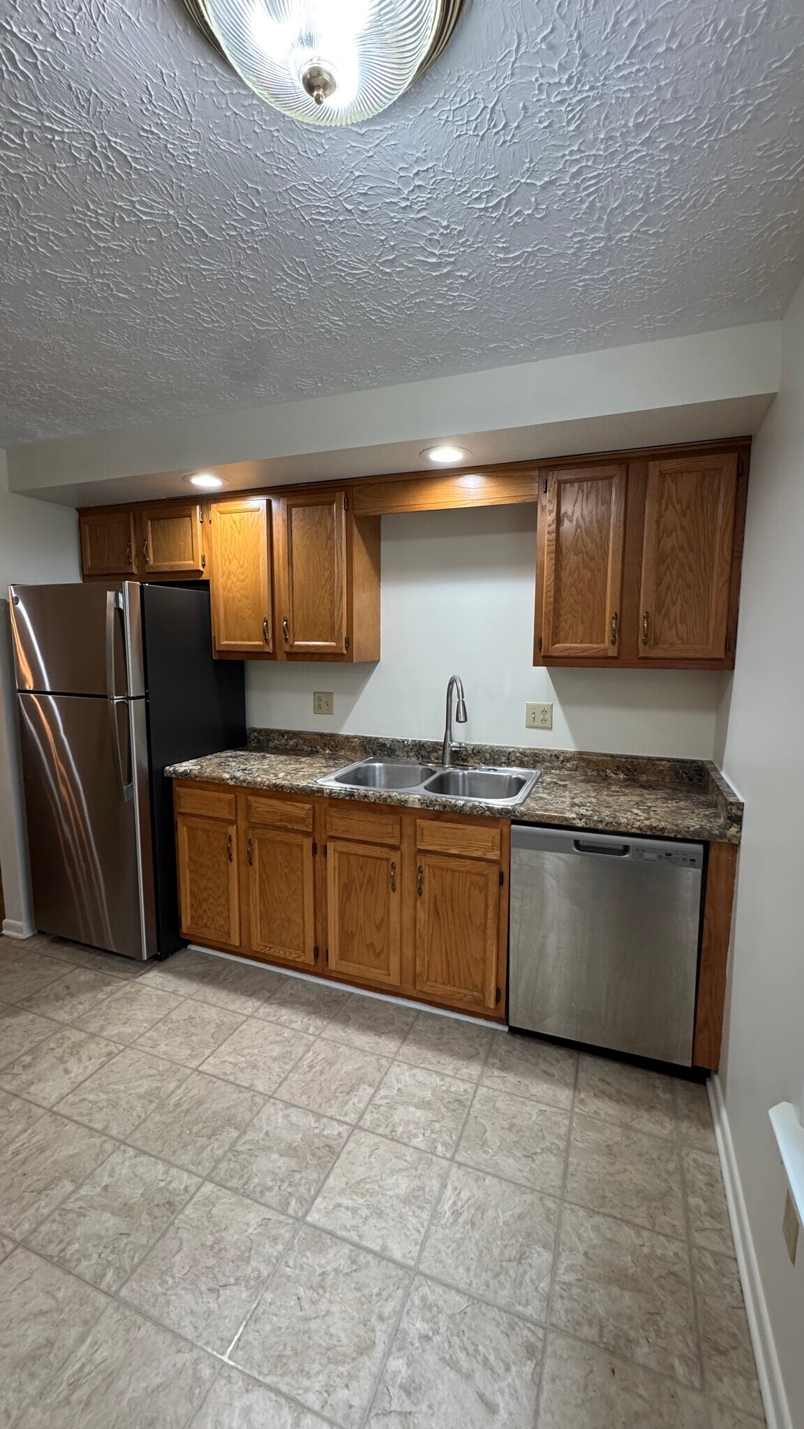Building Photo - 63 Havenwood Holw