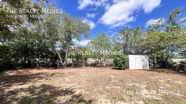 Building Photo - 1316 Donna Ave