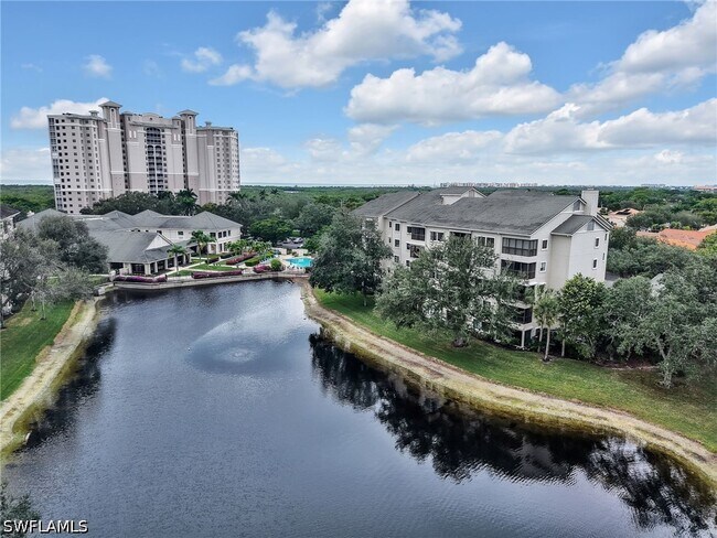 Building Photo - 900 Arbor Lake Dr