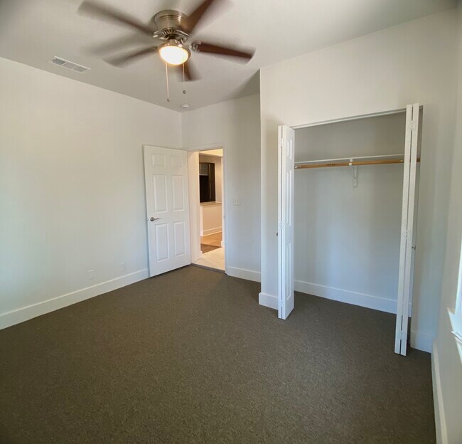 Building Photo - 500 Capitol Dr