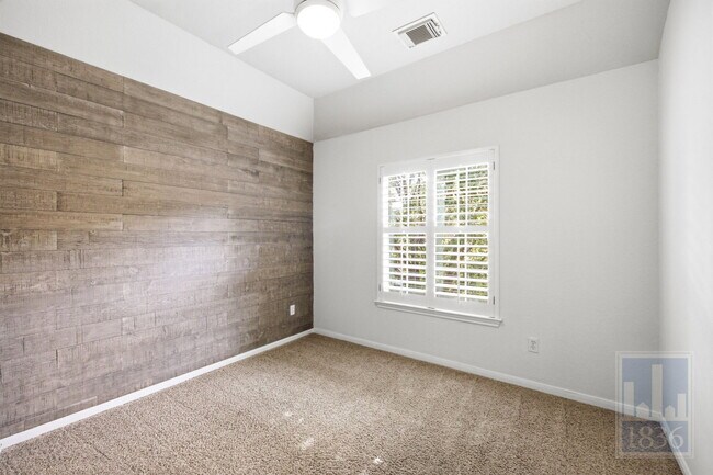 Building Photo - 6624 Nusser Ln