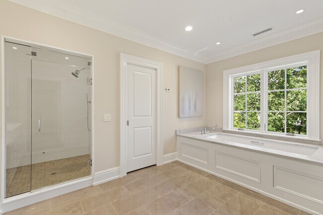 Building Photo - 29 Rogues Ridge Rd