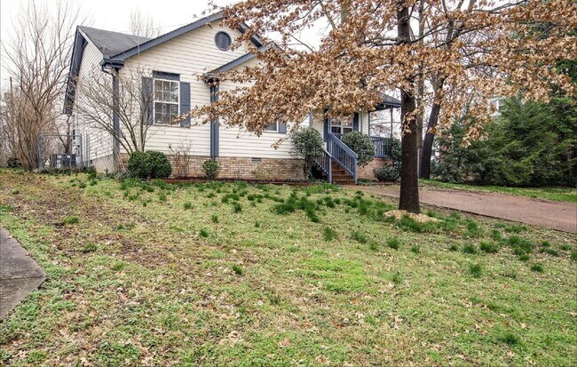 Building Photo - 1713 Greenwood Ave