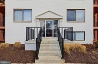 Building Photo - 125F Clubhouse Dr SW